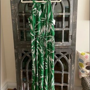 New London Times One Piece Set